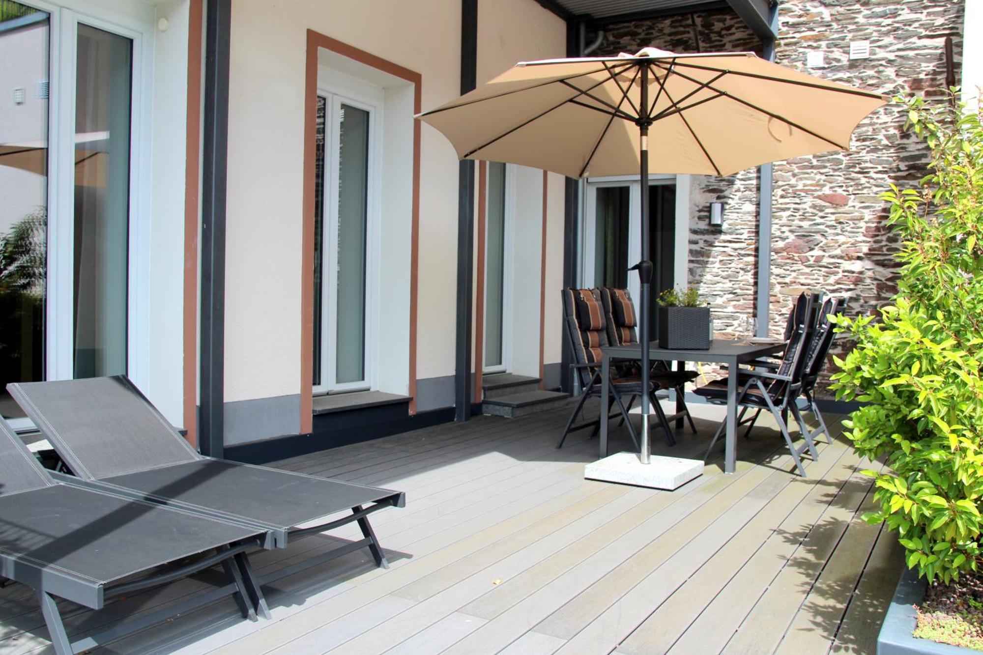 Moselromance - Luxusapartment - Grosse Terrasse - Ruhige Lage Traben-Trarbach Exterior foto